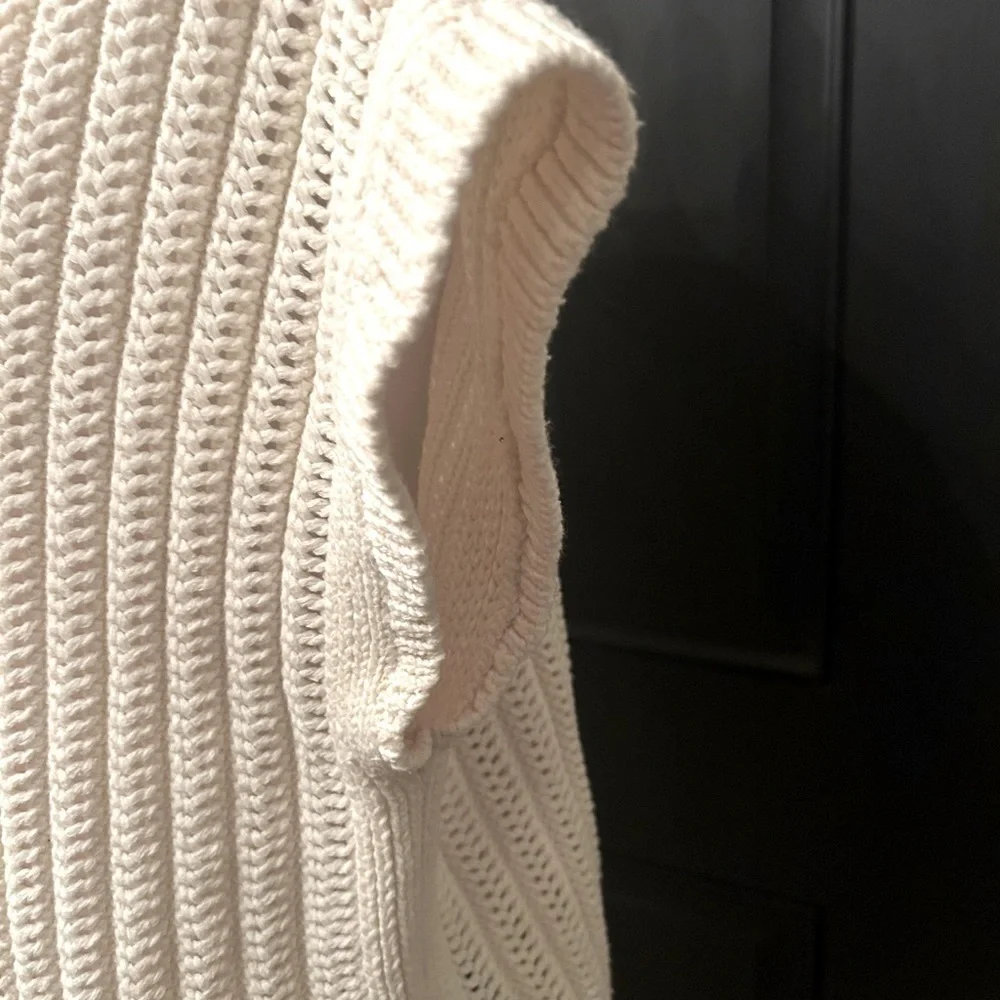 NWOT Frye Boat Neck Fisherman Cap Sleeve Open Knit Pullover Sweater Size M